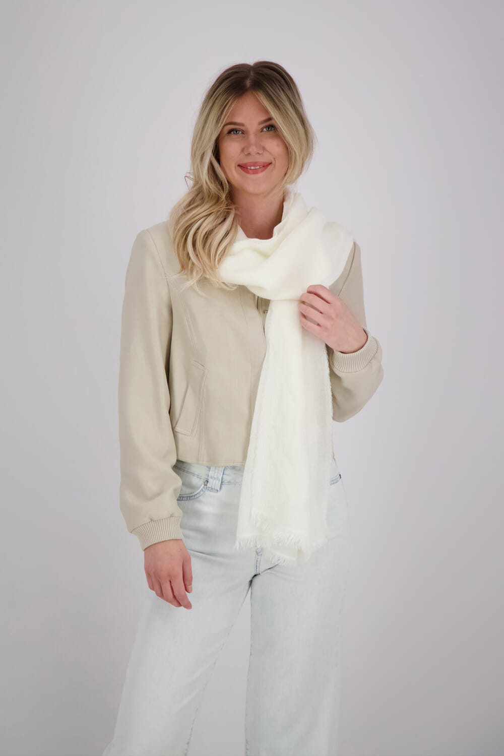 Bomont Melody scarves Wit