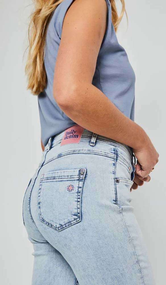 Daily jeans sales