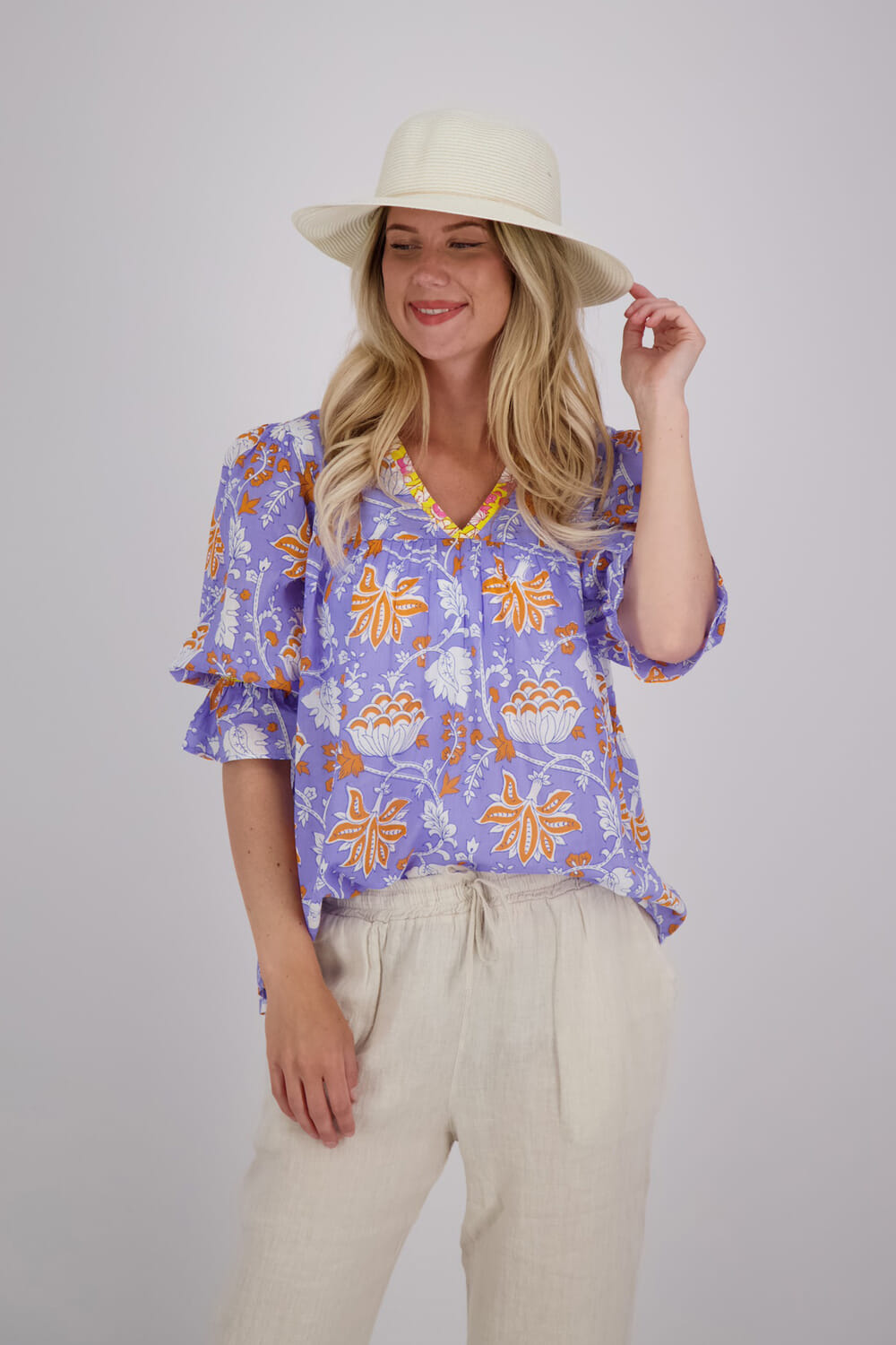 360 Five lacey bucket Wit