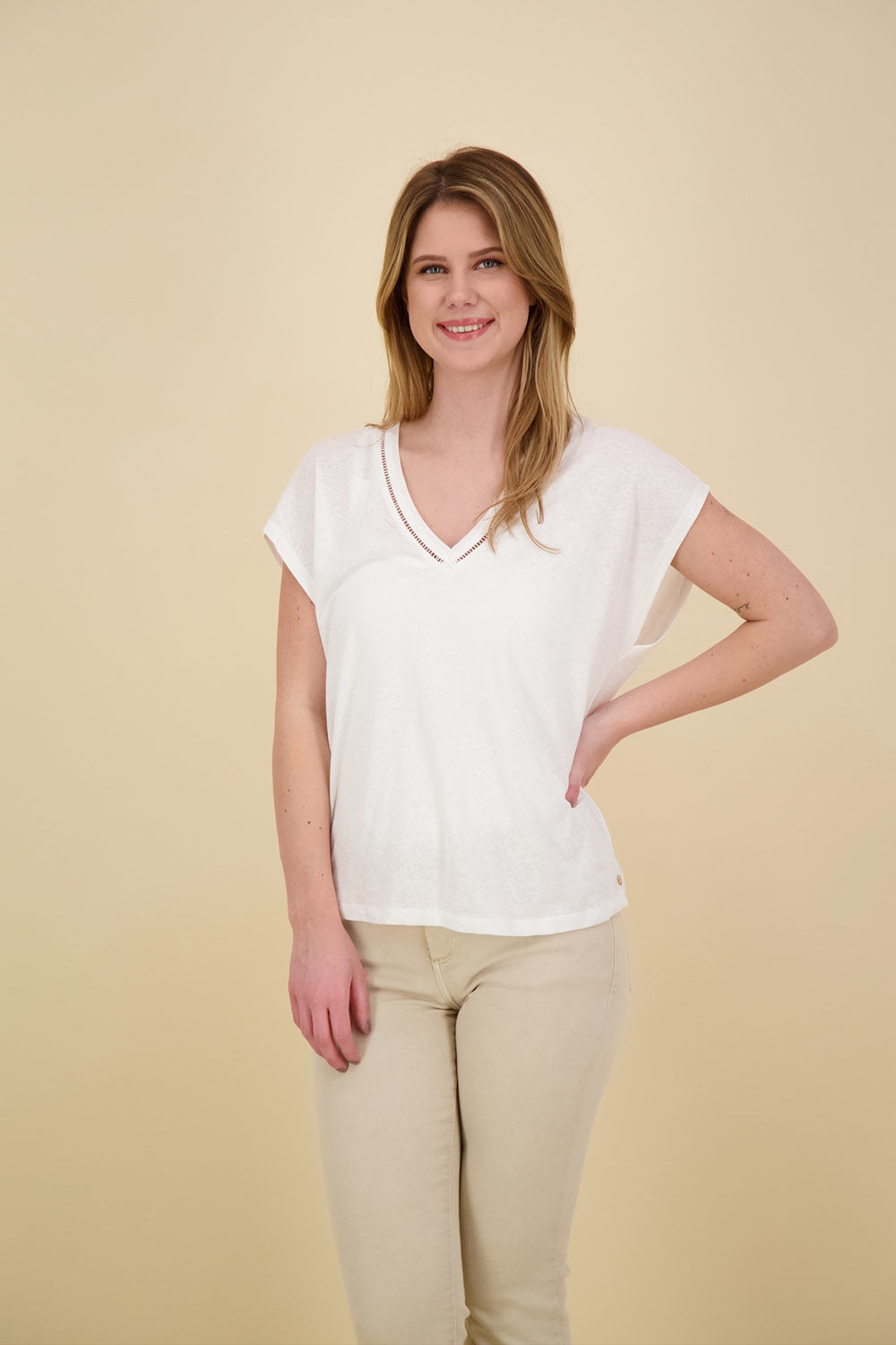 Scotch & Soda V-neck ladder detail loose fit t-sh Wit