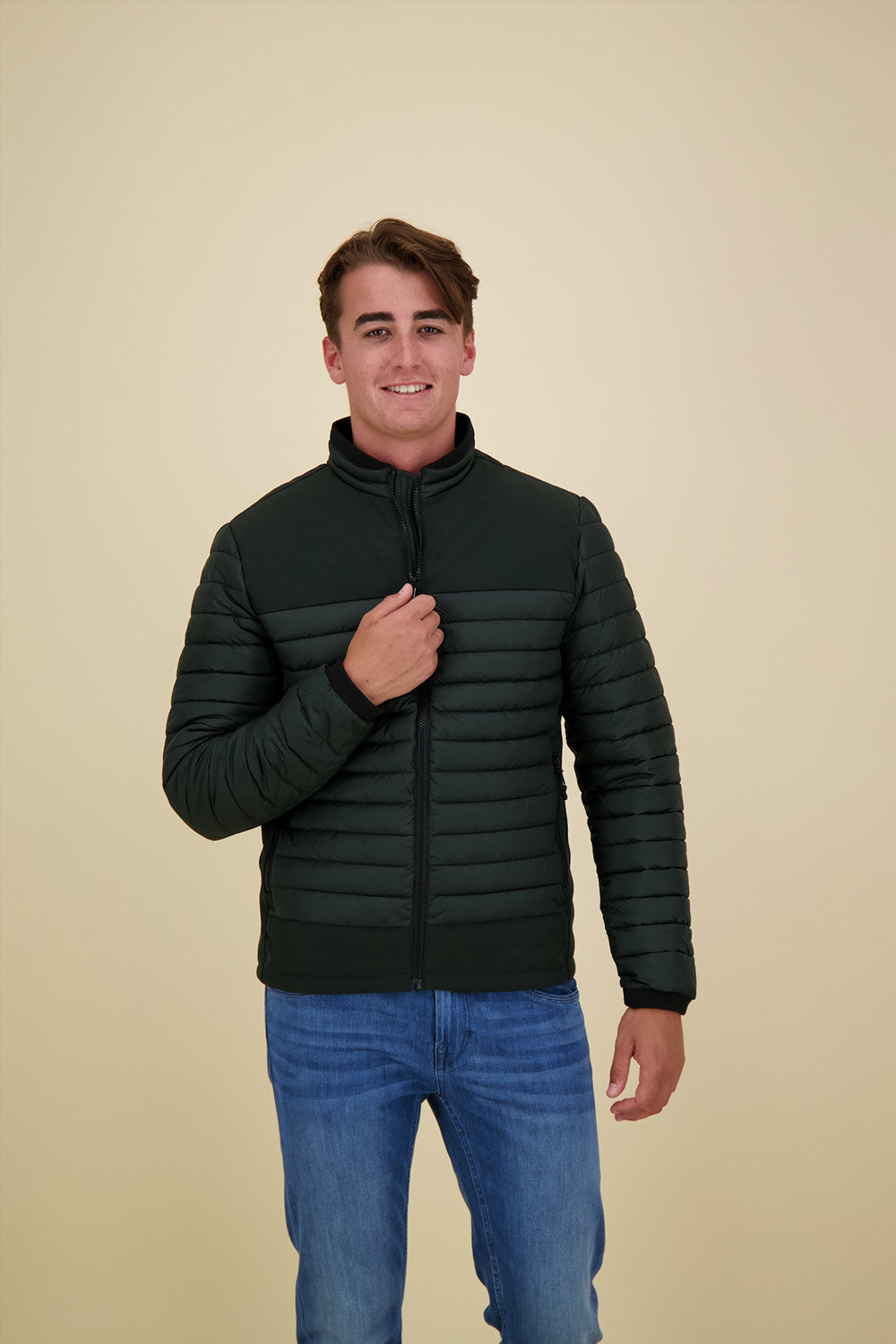 No Excess Jacket Short Fit Padded Groen
