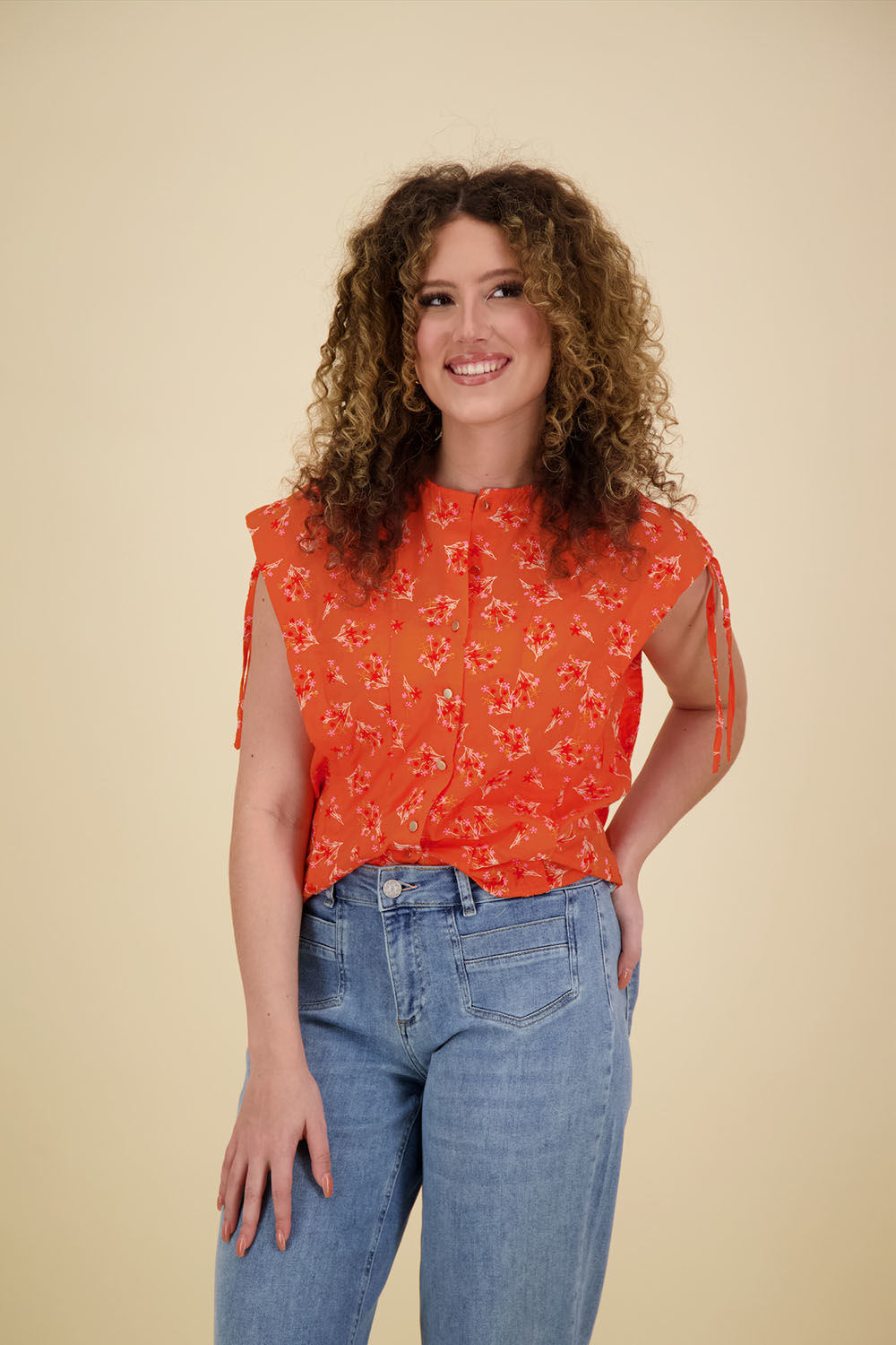 Nukus Top Olive Embroidery Oranje