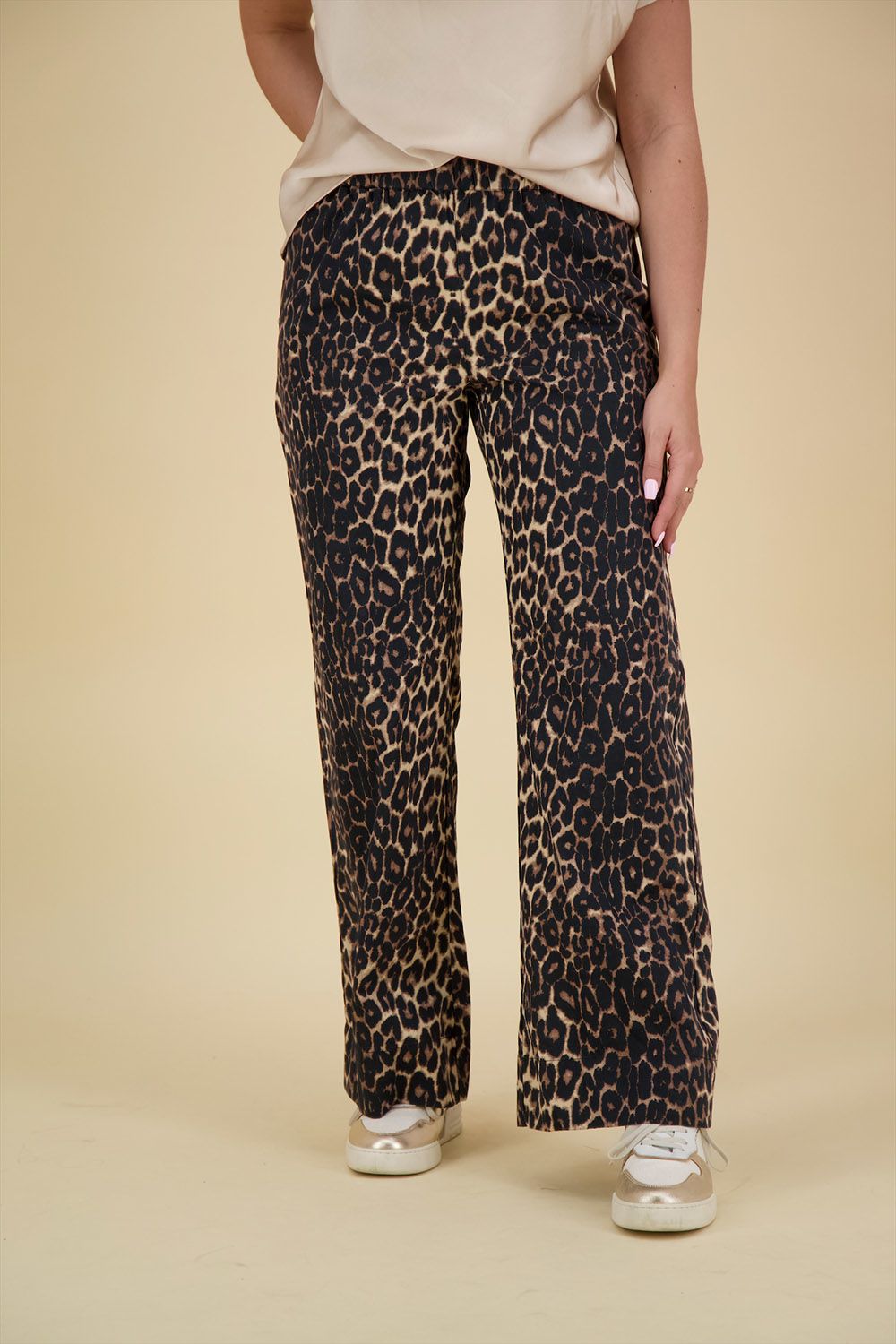 yana leo long pants Zwart