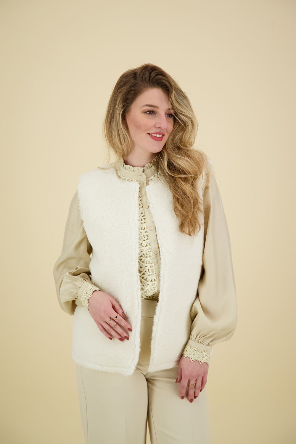 Nukus Gilet Jillian Wit