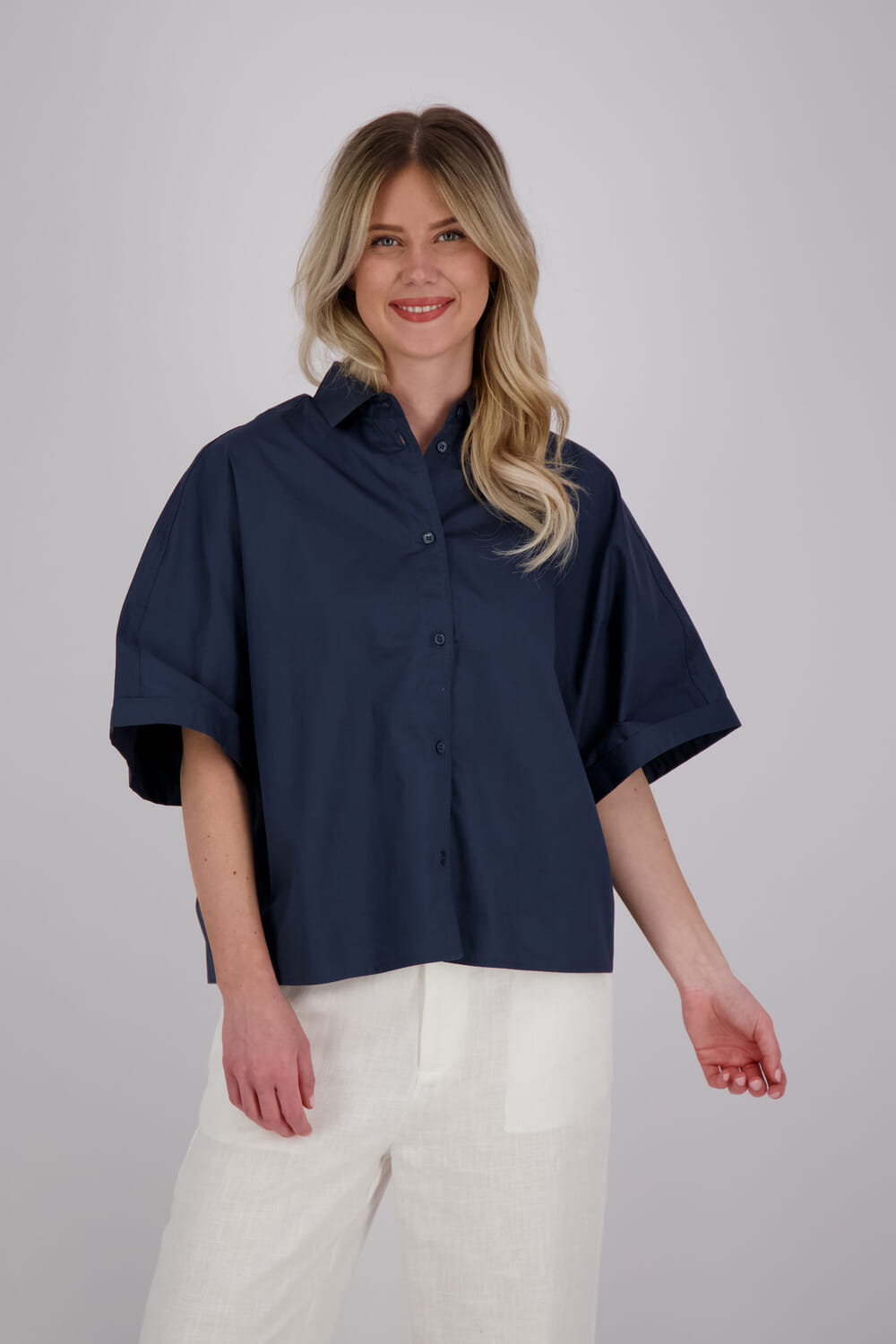 With Black Blouse Quin Batsleeve Blauw