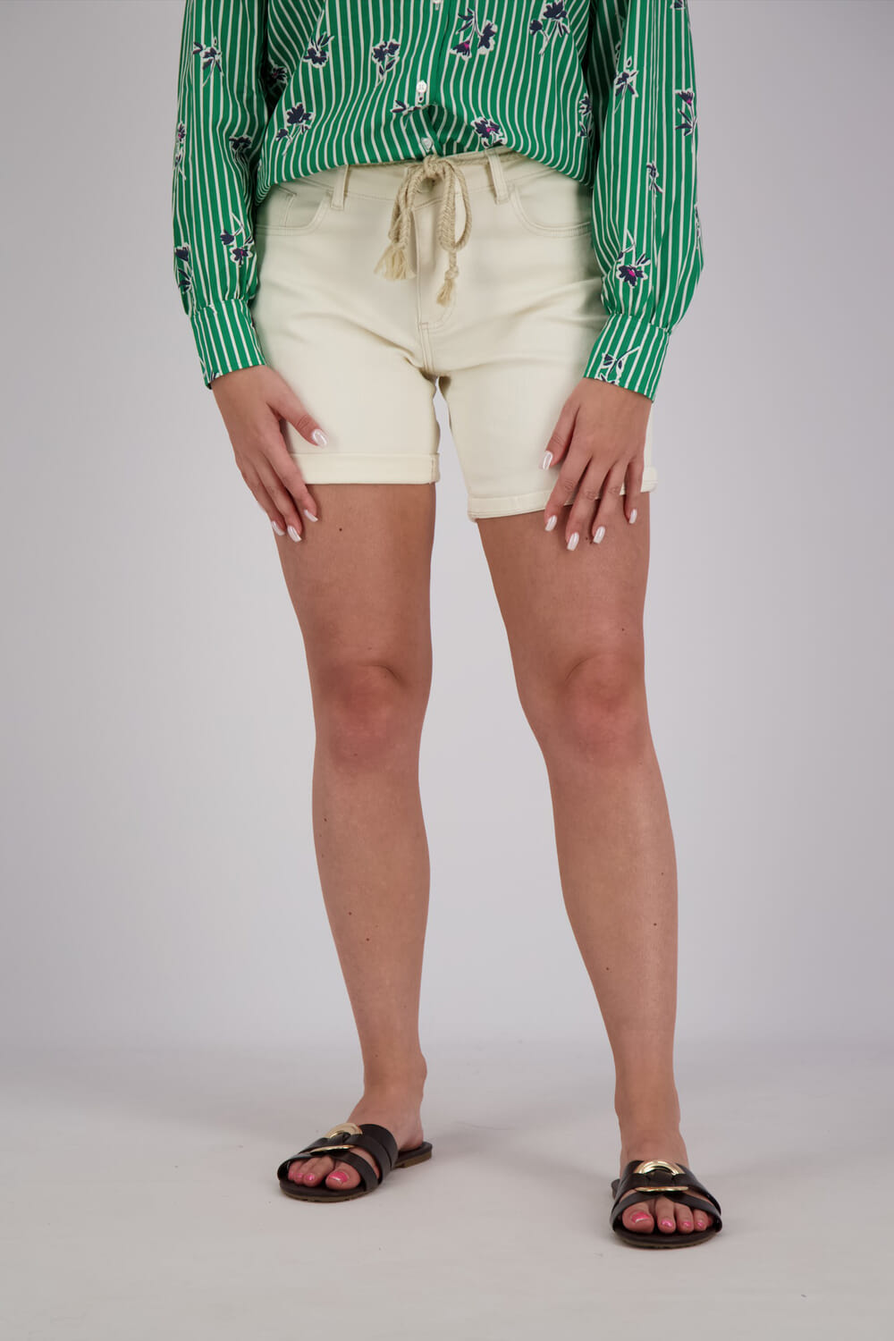 Para Mi Short Bobby Wit