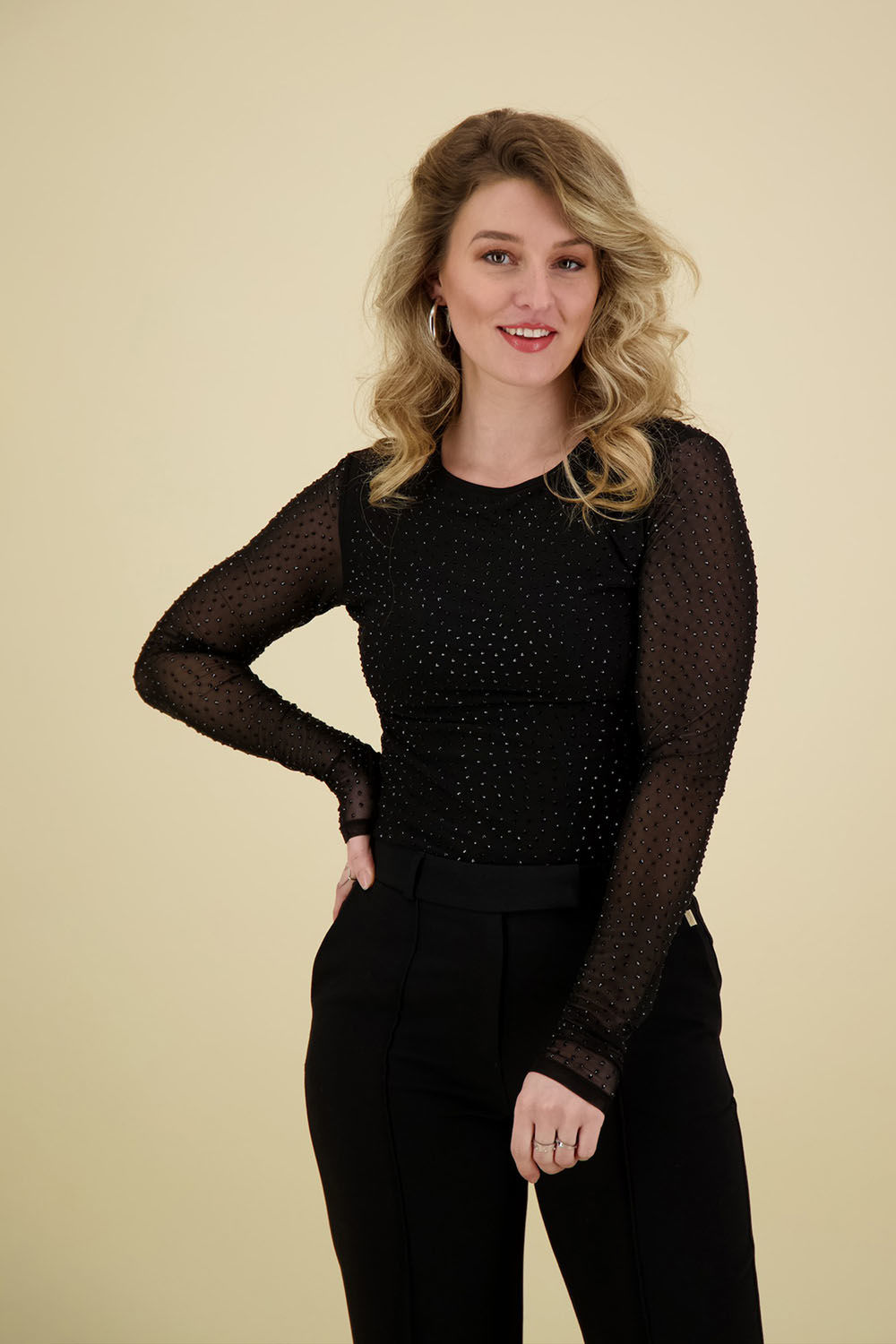 Neo Noir Top Basira Stone Zwart