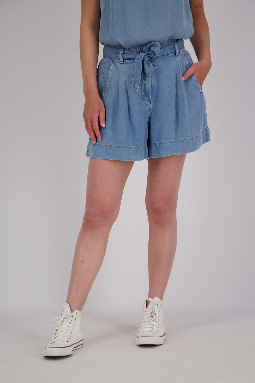 Beaumont Short Faya Blauw
