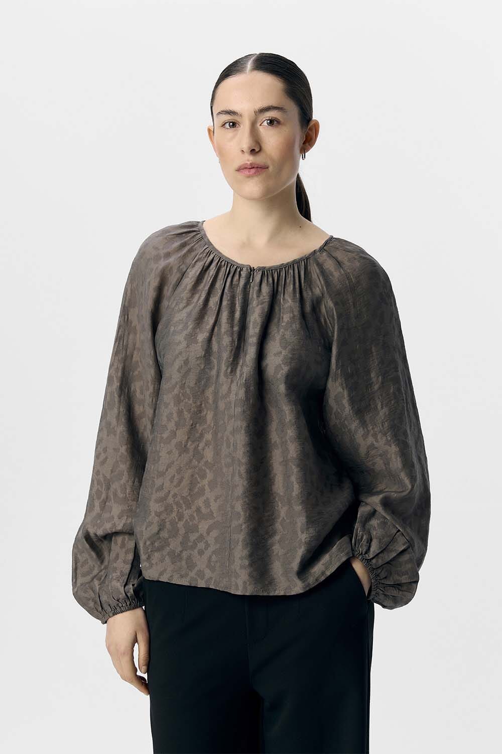 Object Blouse True Bruin
