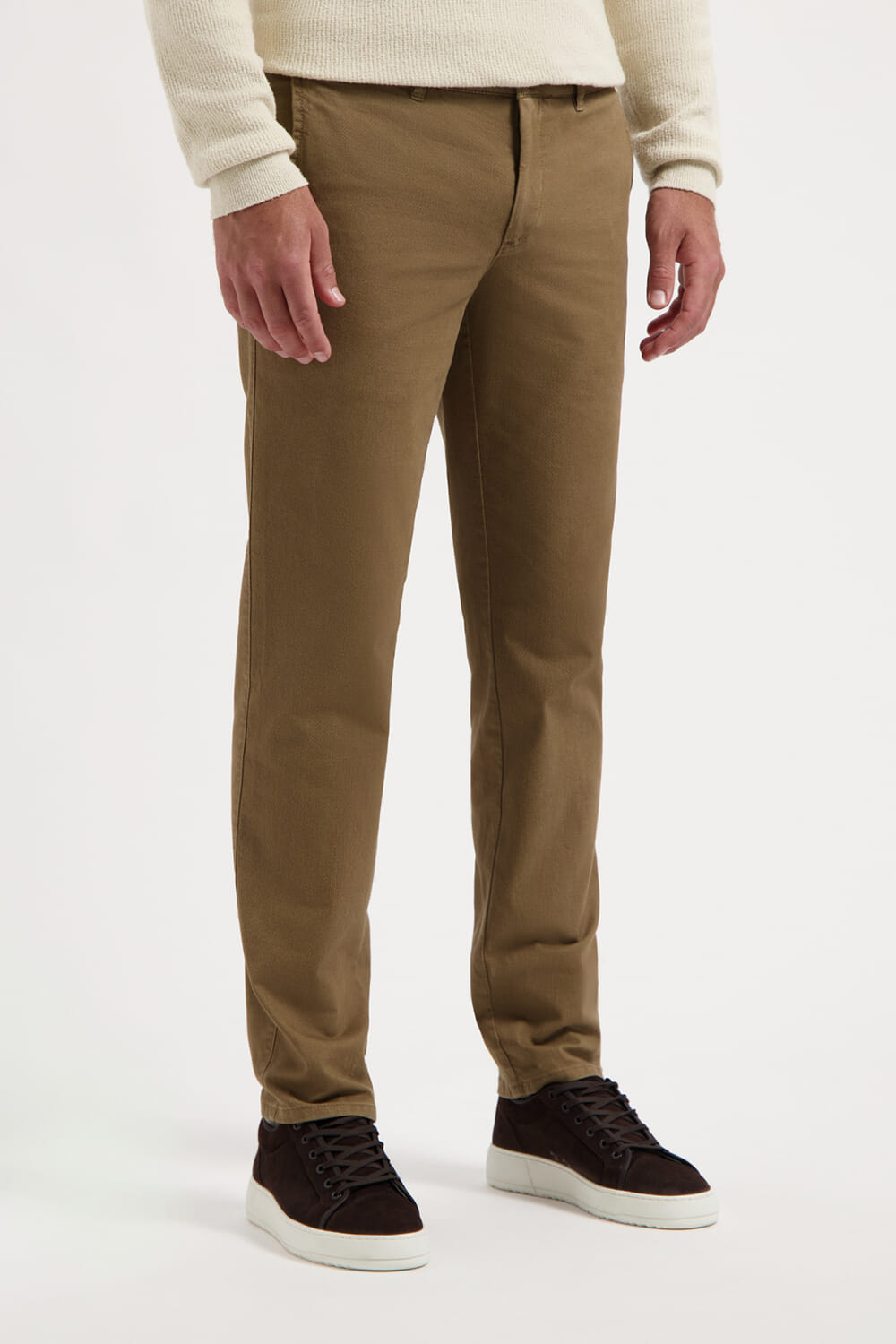 Com4 Chino Modern Collection Bruin