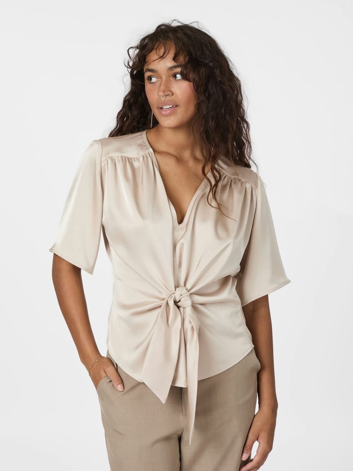 Neo Noir Top Casadia Geel