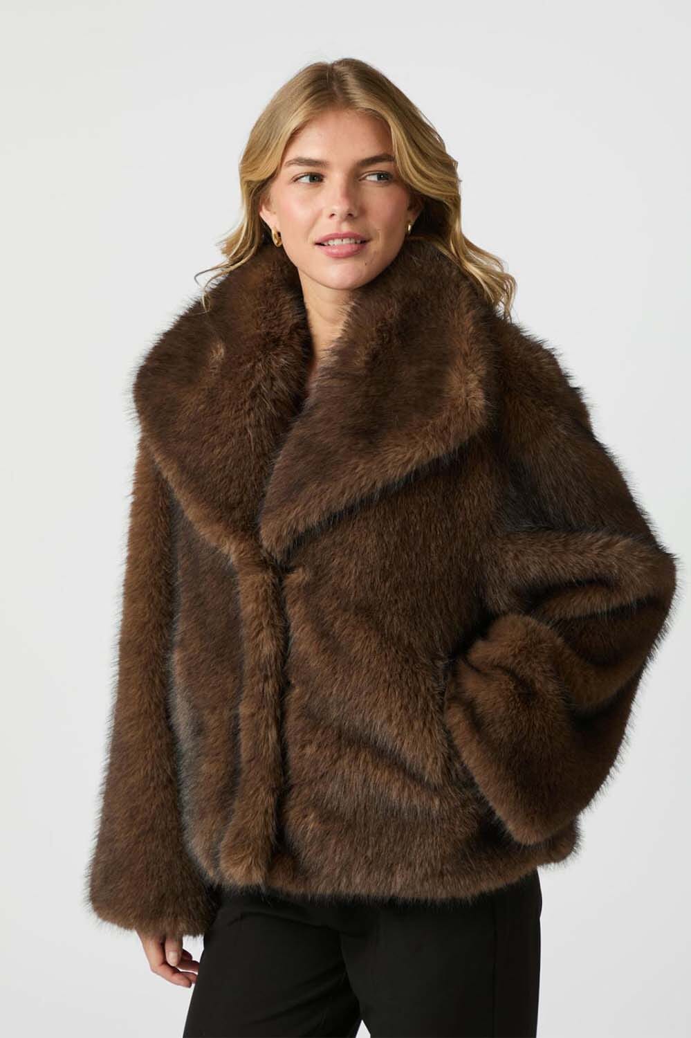 Neo Noir Teddy Jas Stephanie Faux Fur Bruin