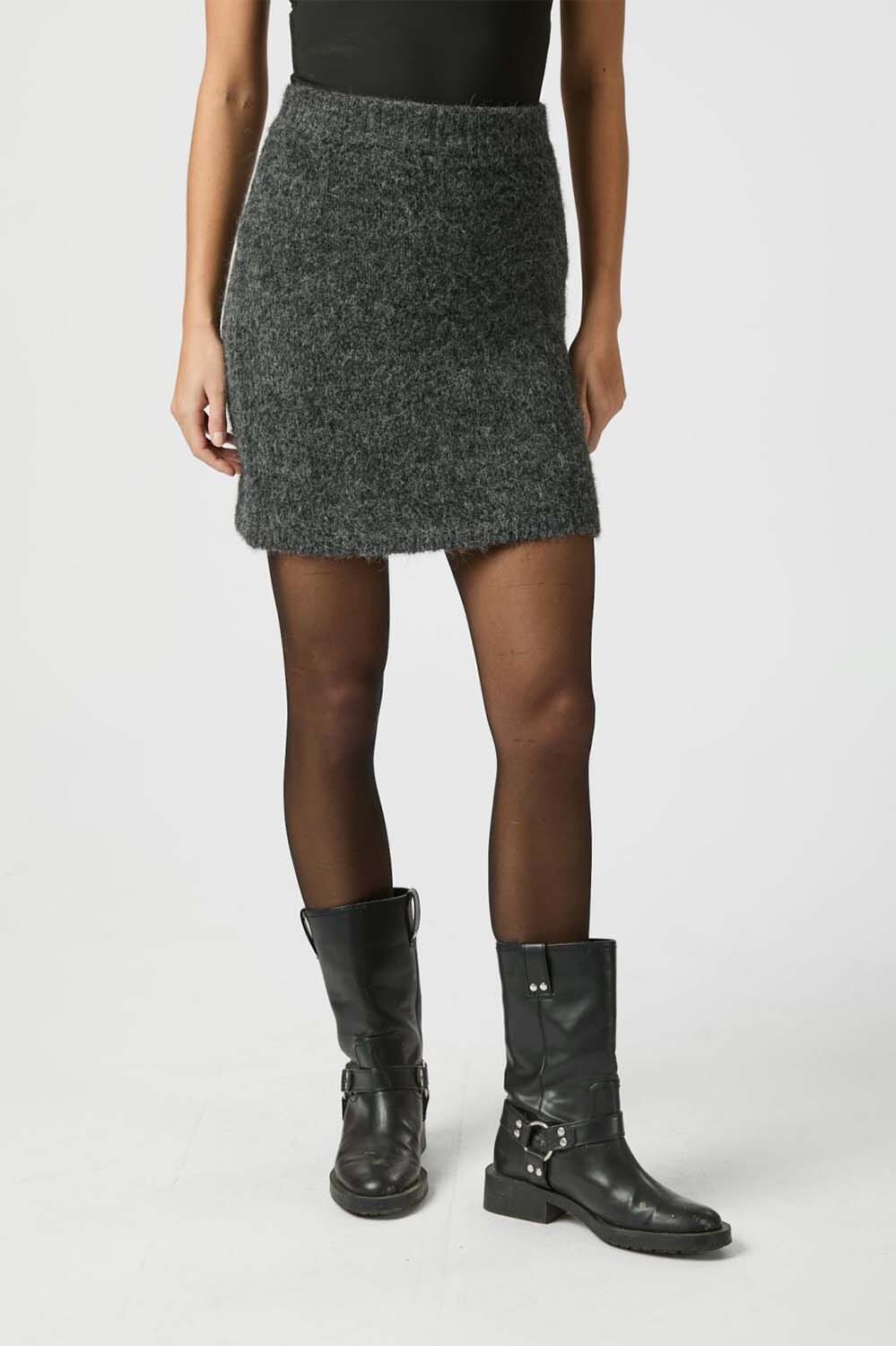 Neo Noir Rok Naria Fluffy Antraciet