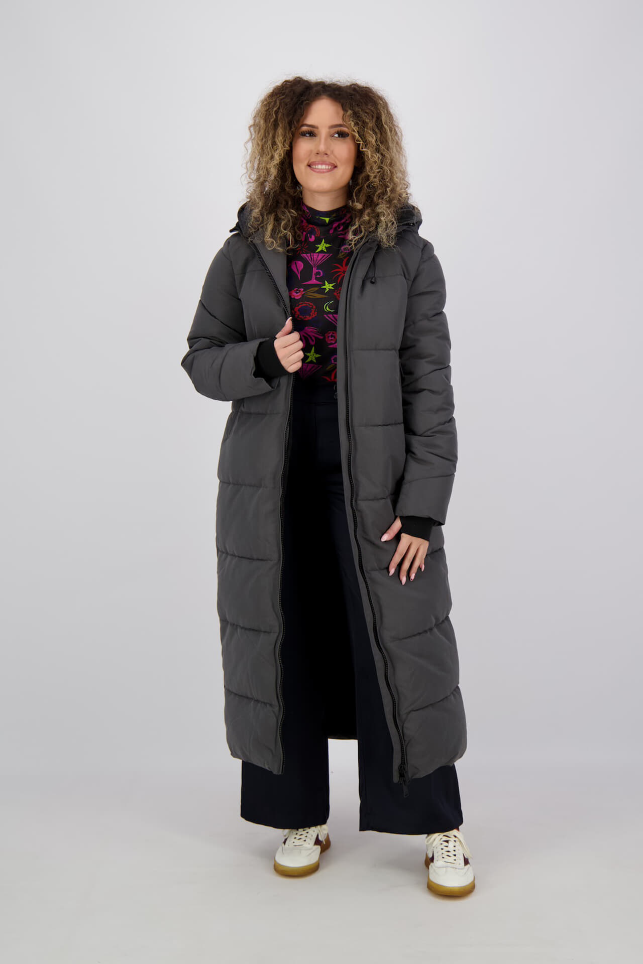 With Black Jas Sophie Antraciet