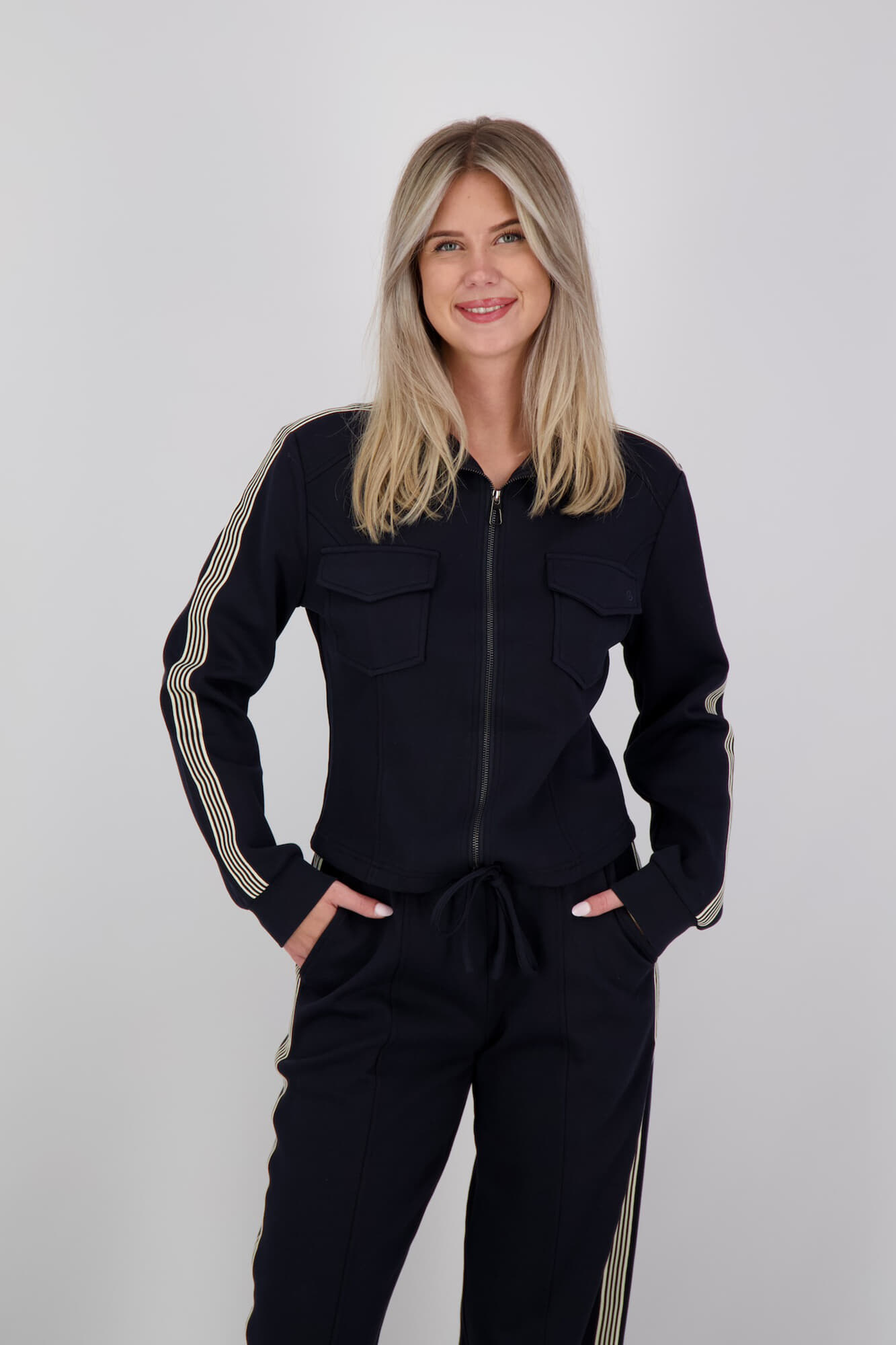 Aimée The Label Jas Maris Navy