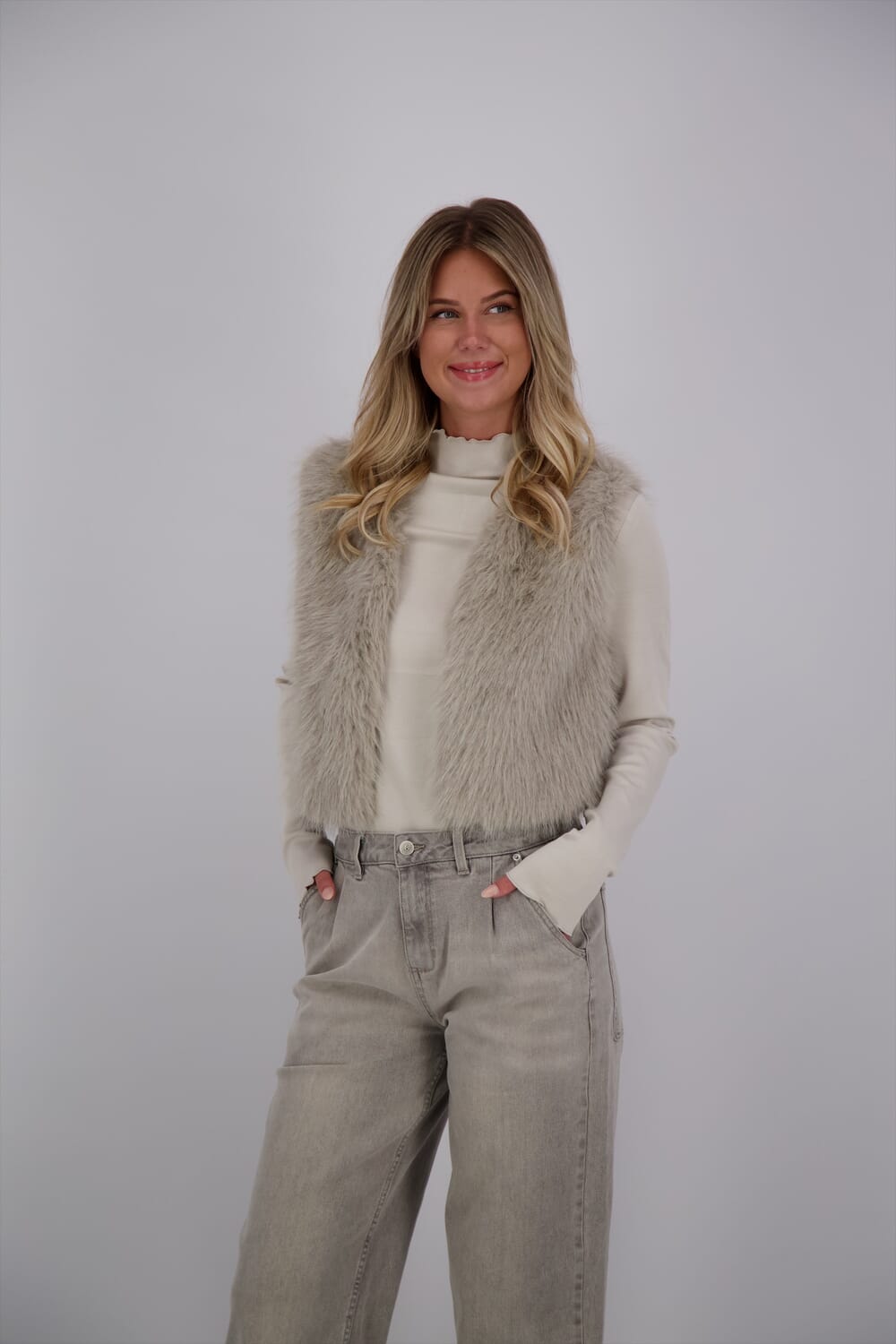 Aimée The Label isla Grijs