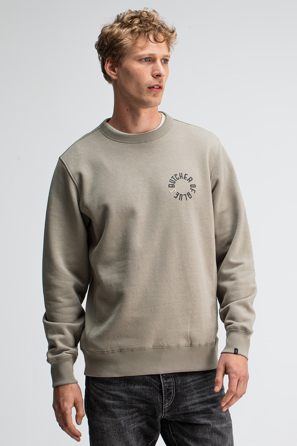 Butcher Of Blue Army Circle Crew Grijs