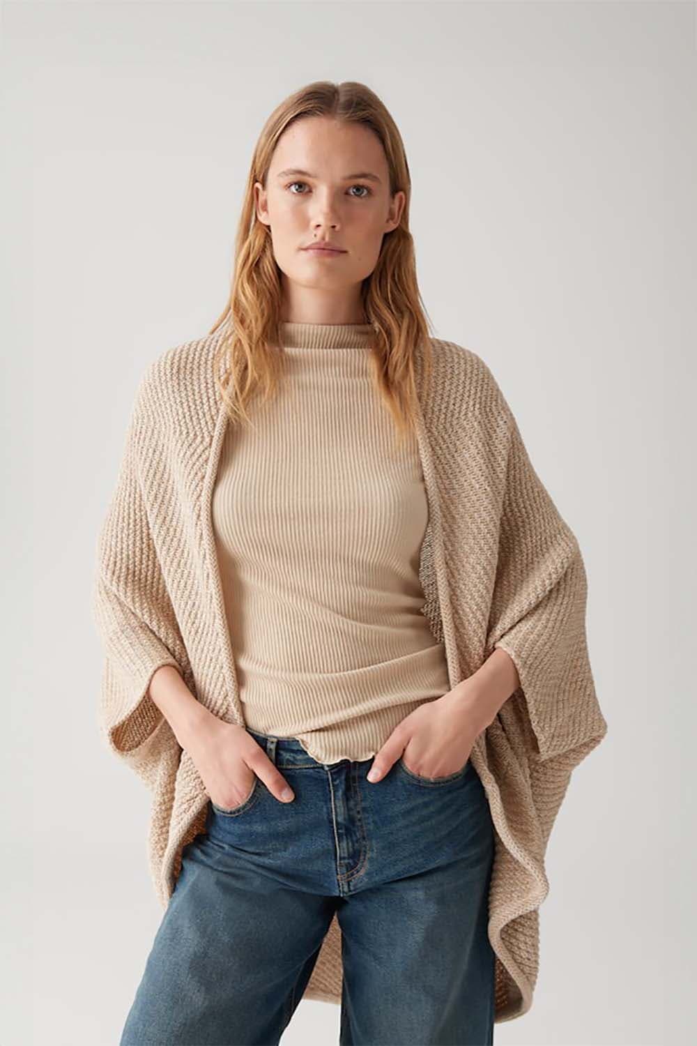 Opus Poncho Amaryllis Waffle Beige