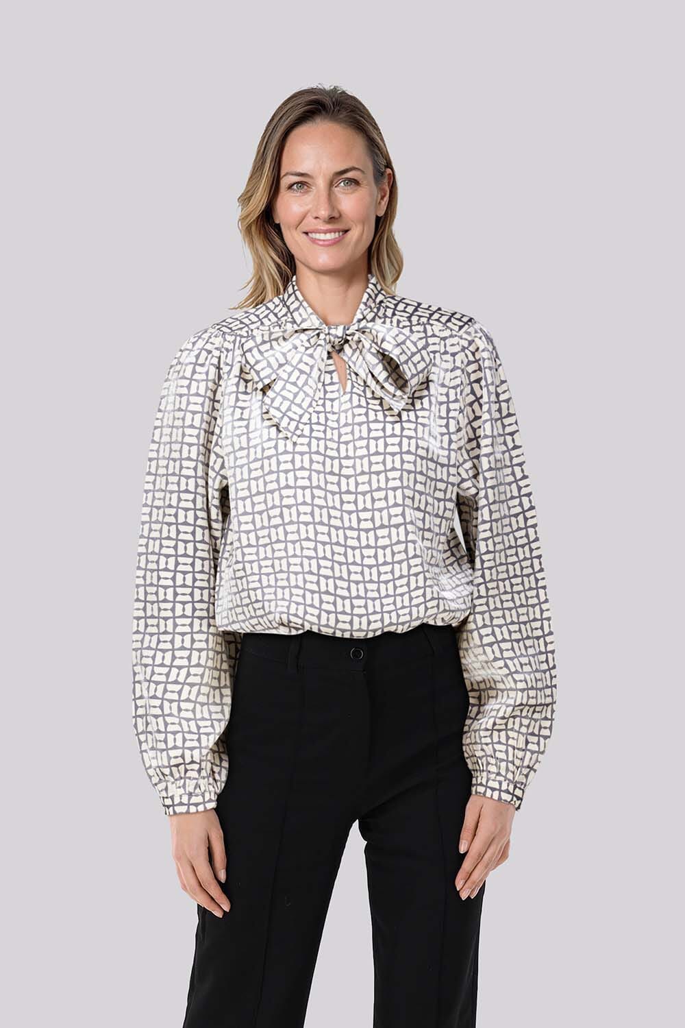 In Shape Blouse Daniella Blauw