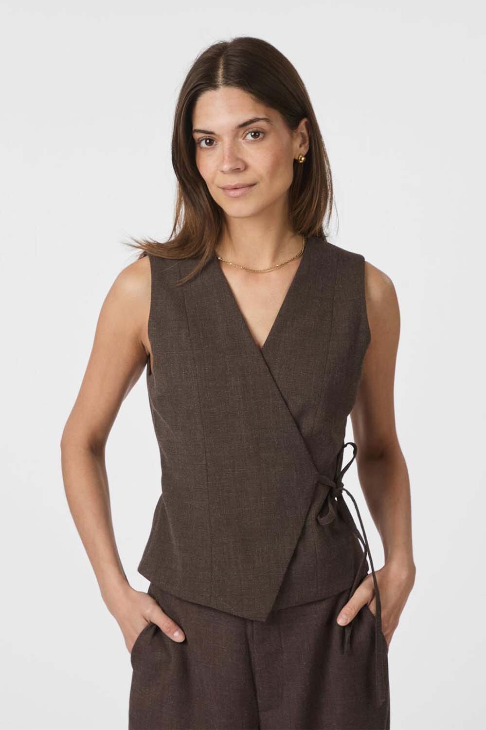 Neo Noir Gilet Samara Bruin