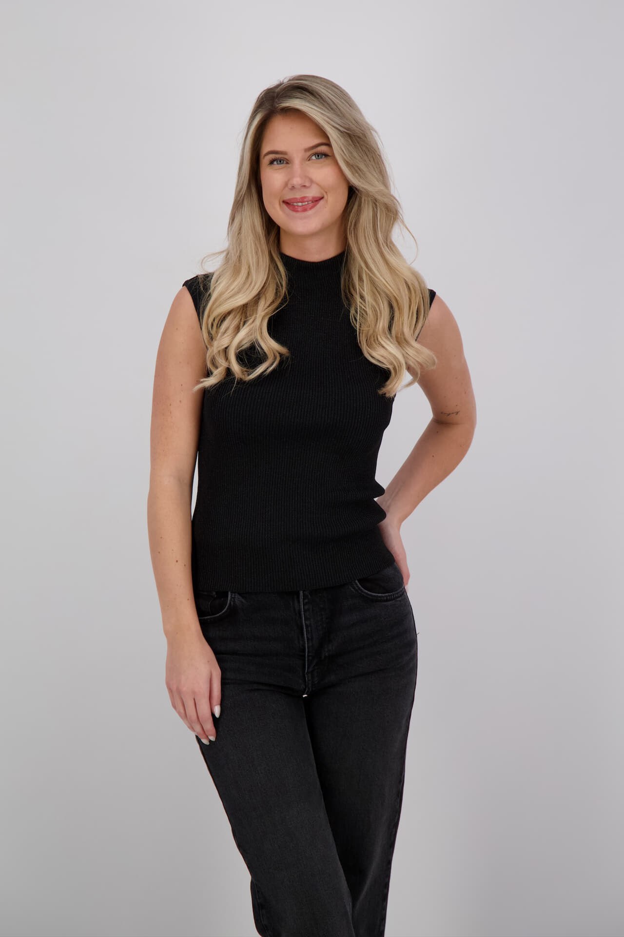 Ichi Spencer Code Zwart