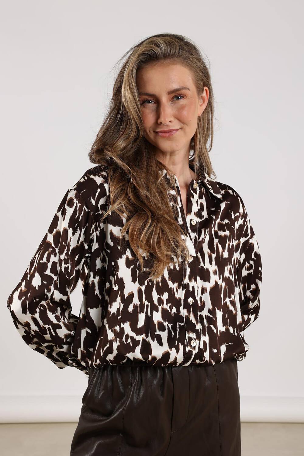 Nukus Blouse Newport  Bruin