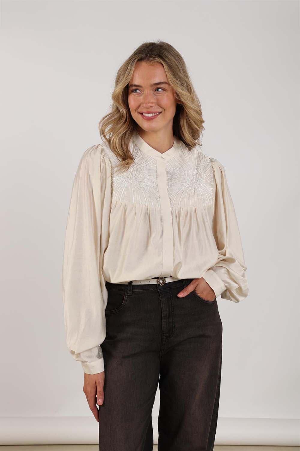 Nukus Blouse Julia  Wit