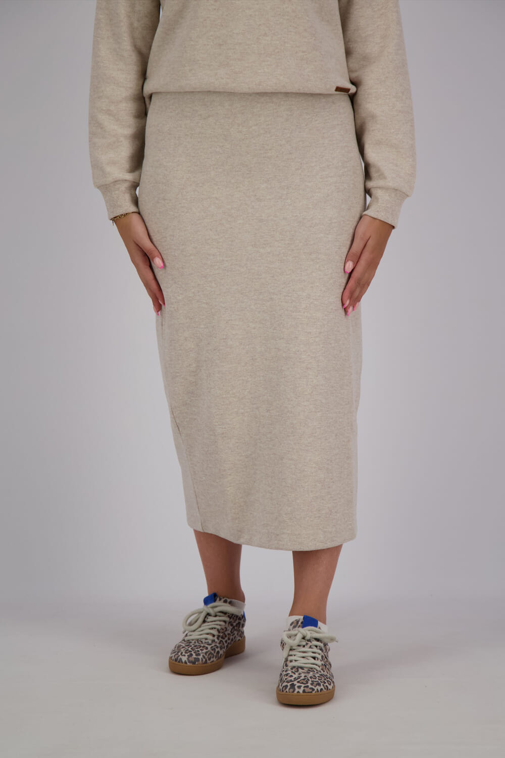 Moscow Rok Biily Beige