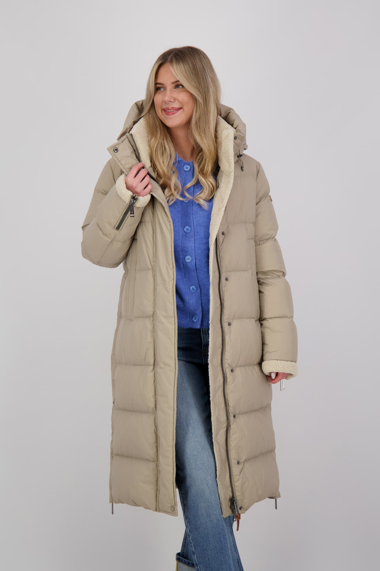 Moscow Donsjas Xenia Taupe