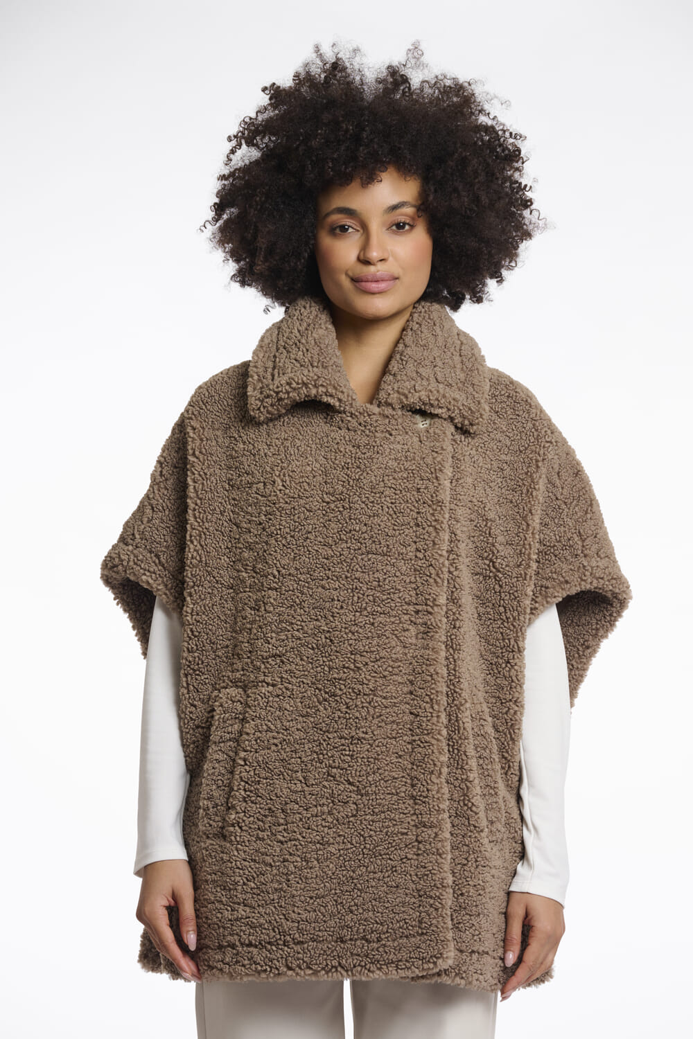 Rino & Pelle Teddy Cape Luca Bruin