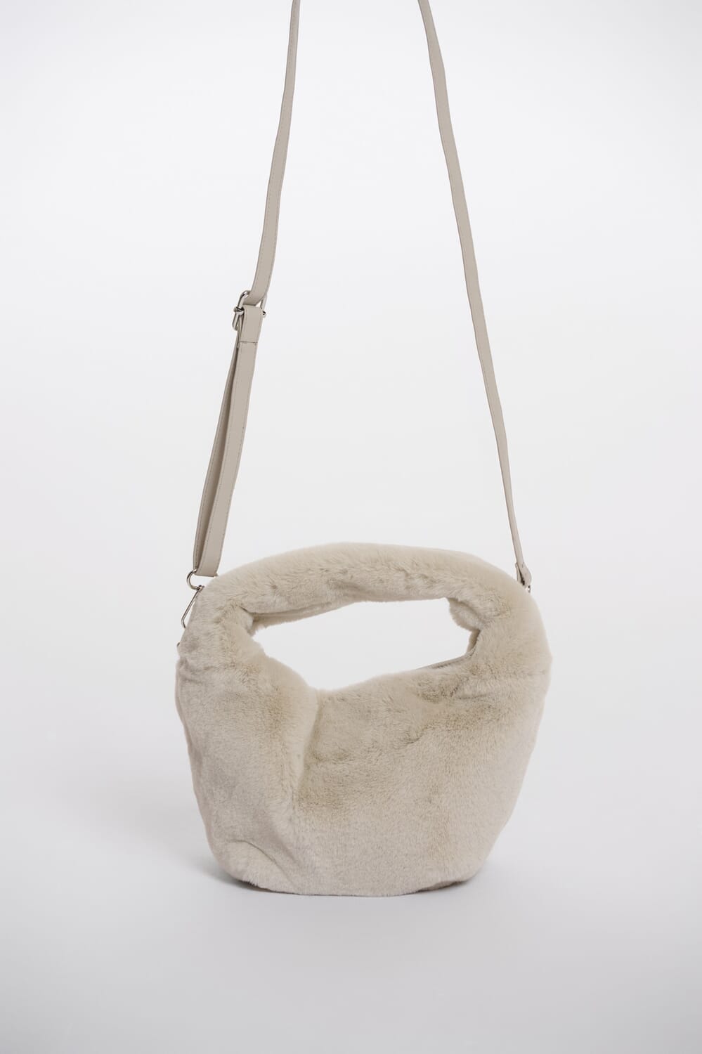 Rino & Pelle Crossbody Tas Cheryl Faux Fur Beige