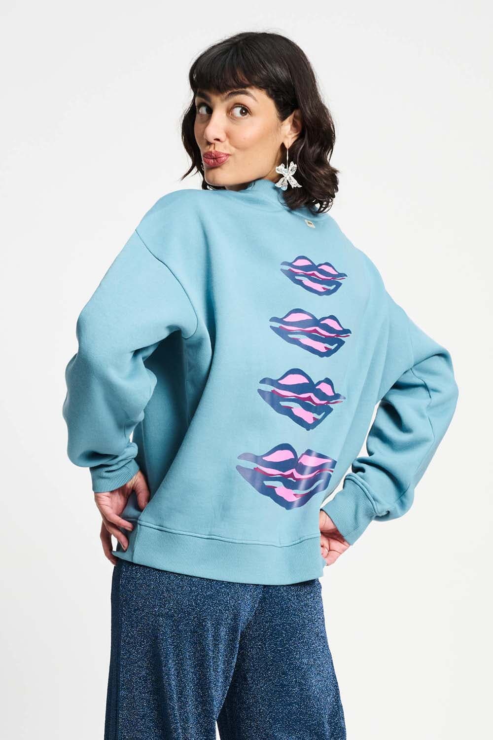 Pom Amsterdam Sweater Blauw Pom Amsterdam Sweater Blauw
