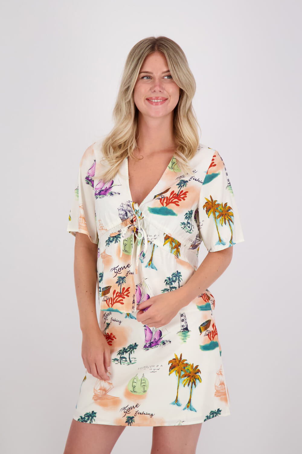 Object Top Dinah Bruin
