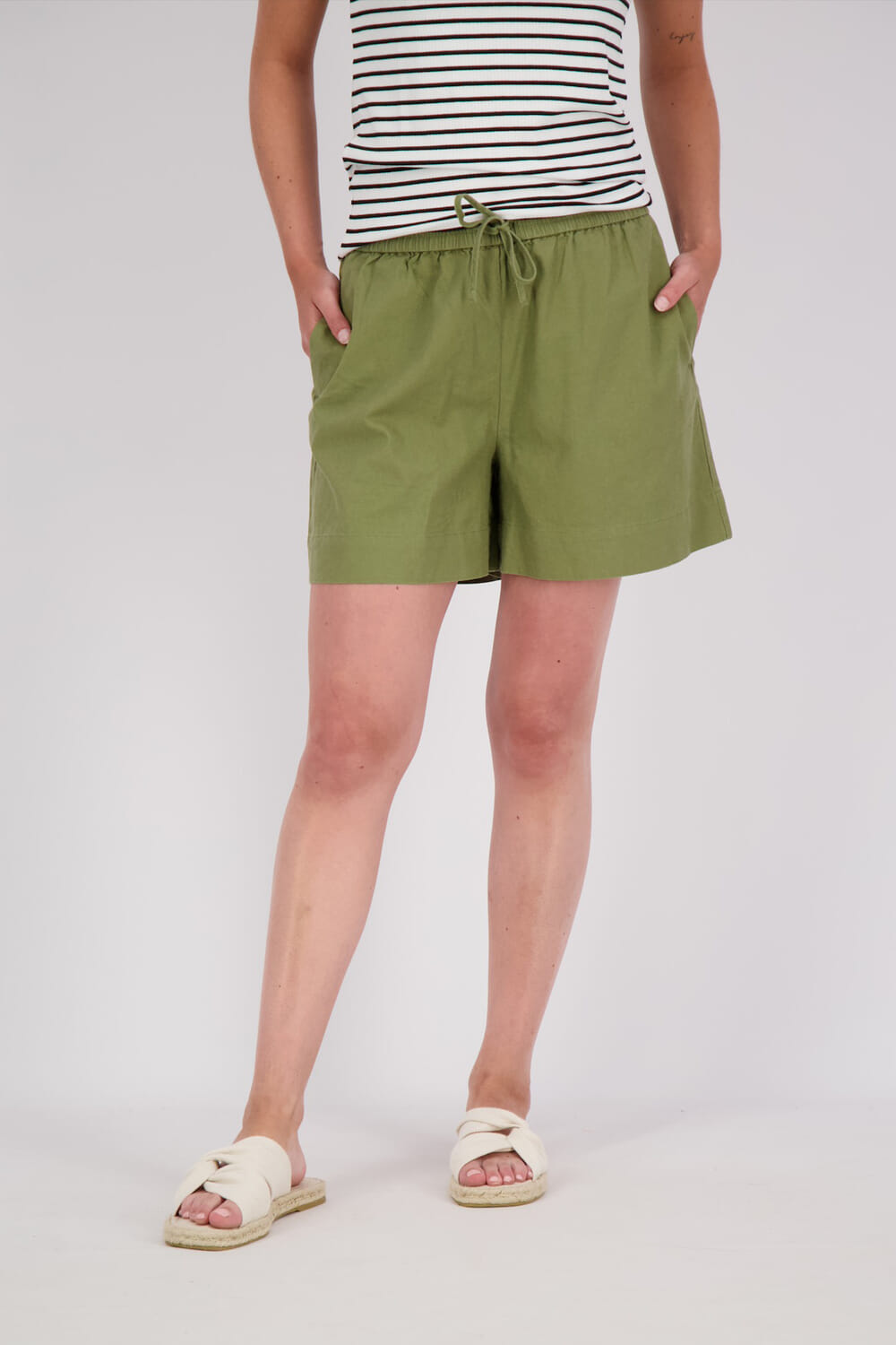 Object Short Viggo Groen