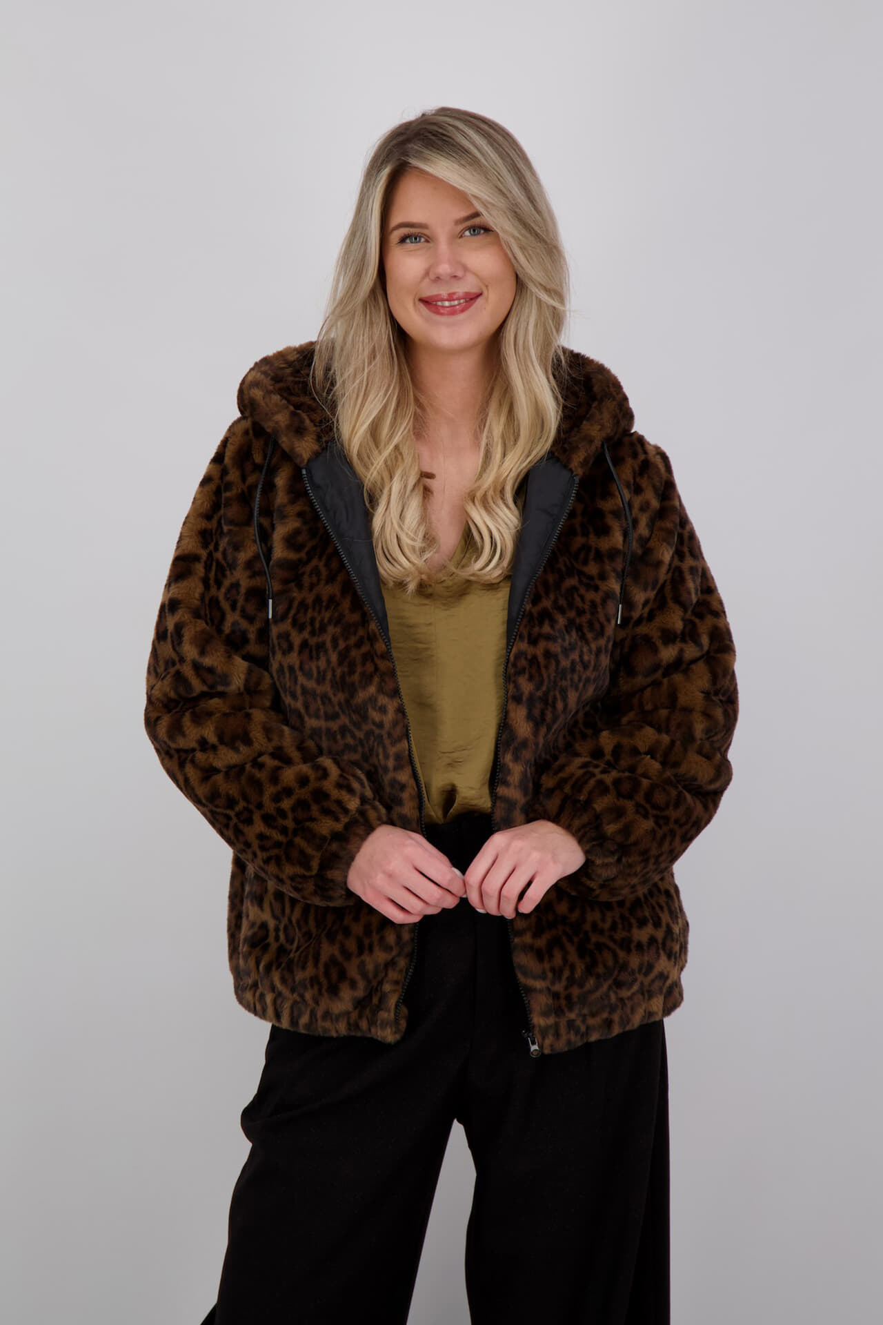 Freequent Teddy Jas Pona Bruin