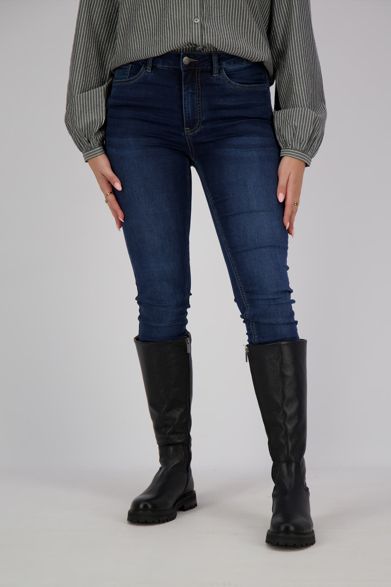 Geisha Jeans Stonewash Straight Jeans