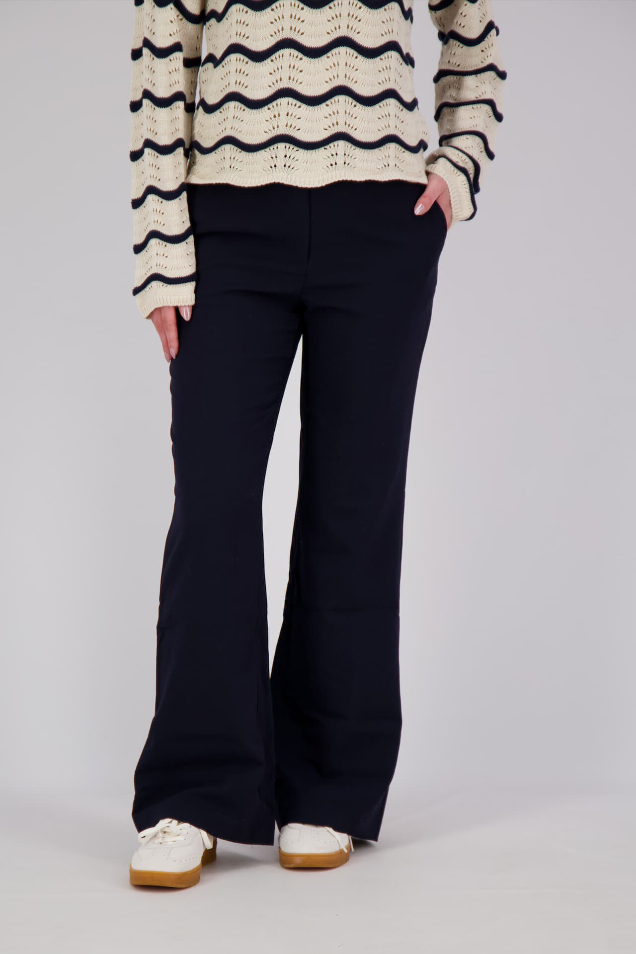 Y.A.S. Pantalon Kariso HMW Flared Navy