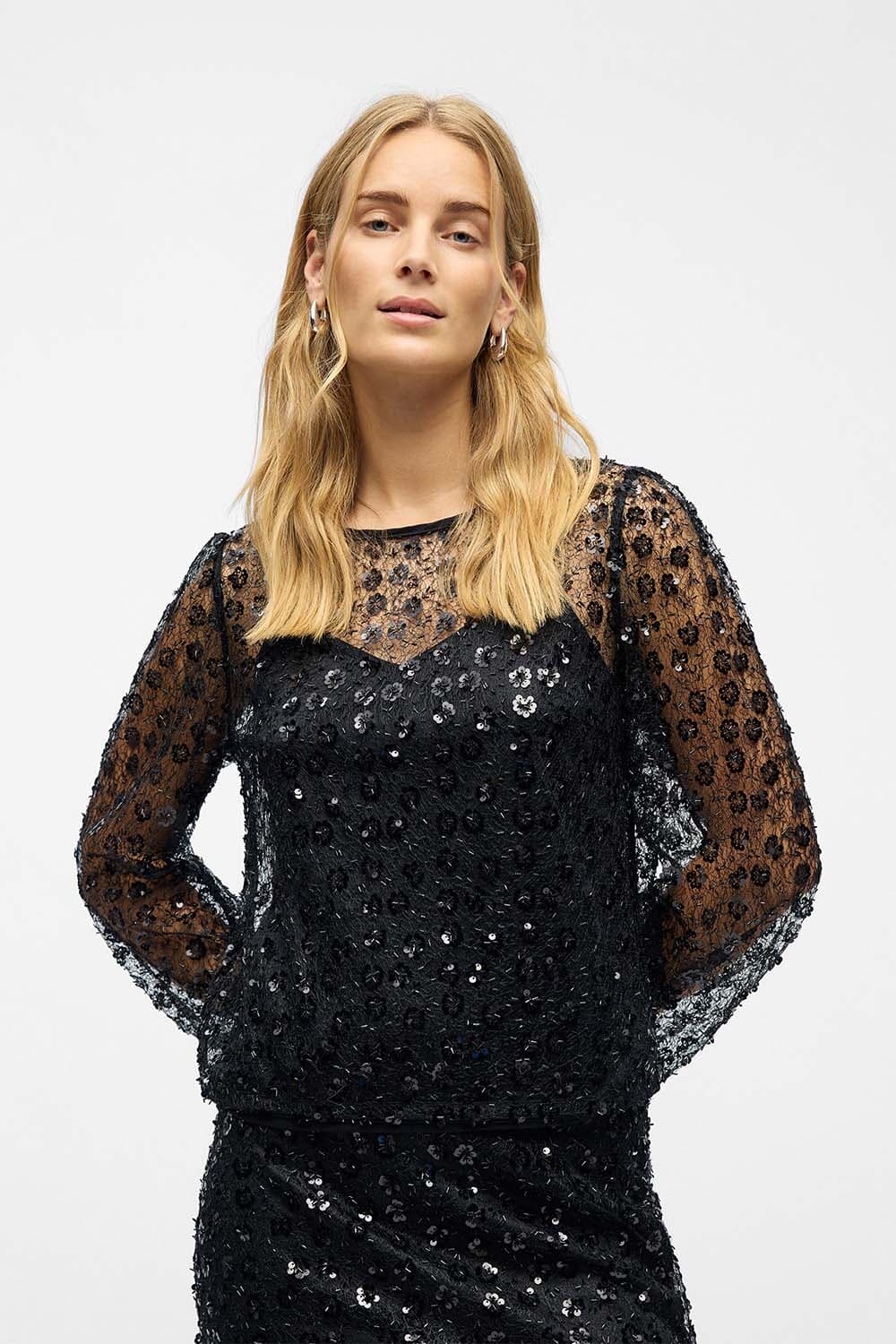 Object Top Maisy Zwart