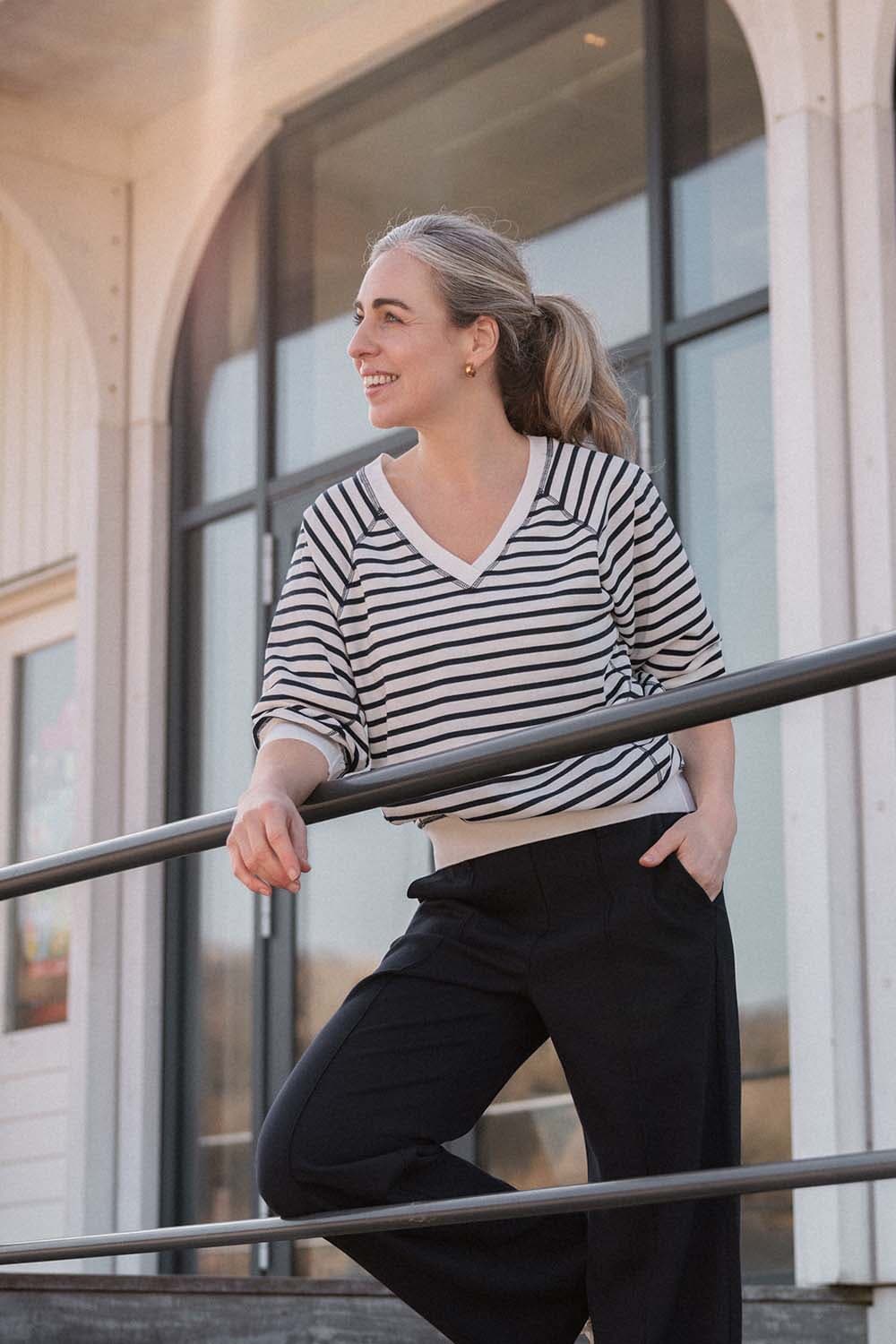 Vive La Femme Sweater Bloem Navy