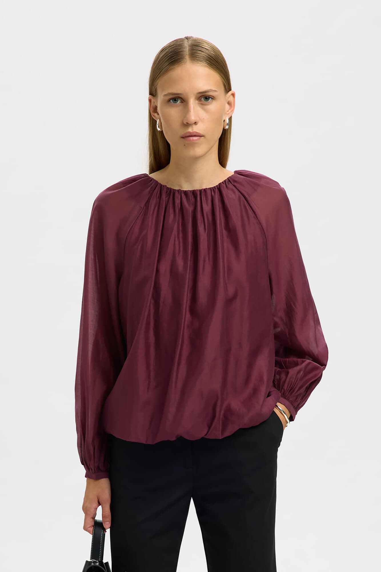 Selected Femme Blouse Iris Bordeaux Rood Selected Femme Blouse Iris Bordeaux Rood