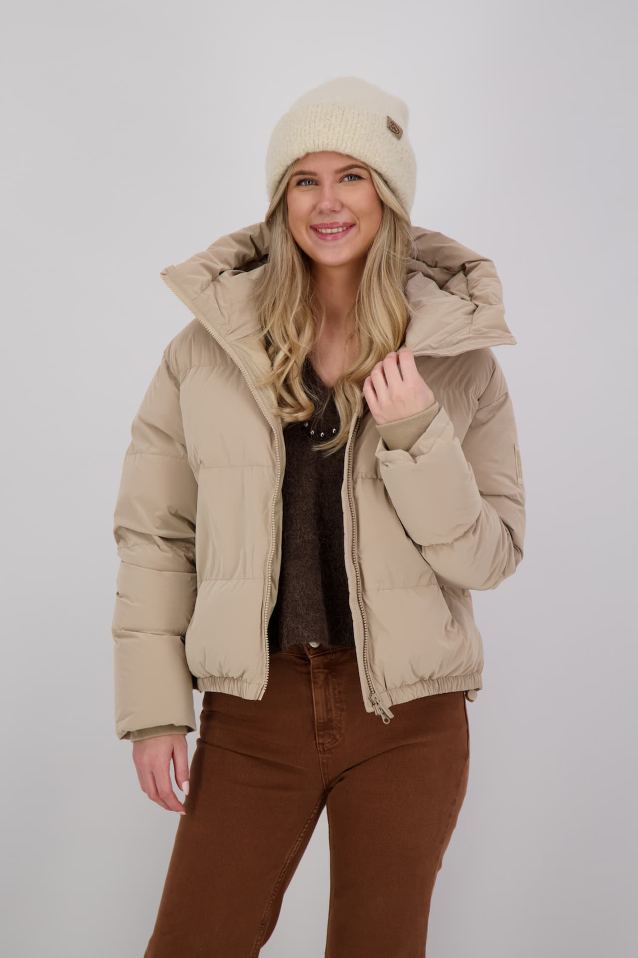 Bomont Muts Hinterglemm Beige