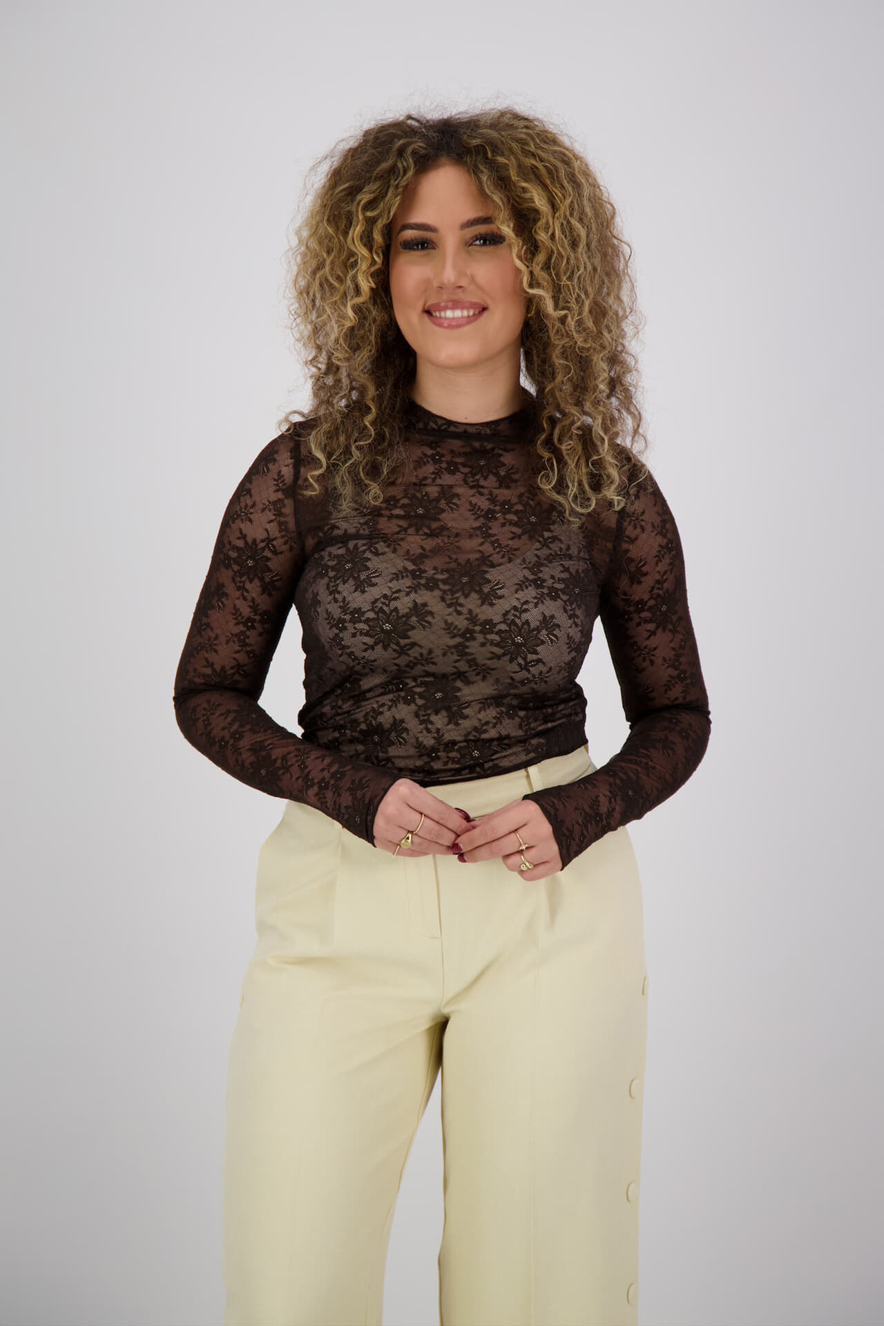 Sisters Point Top Edana  Bruin