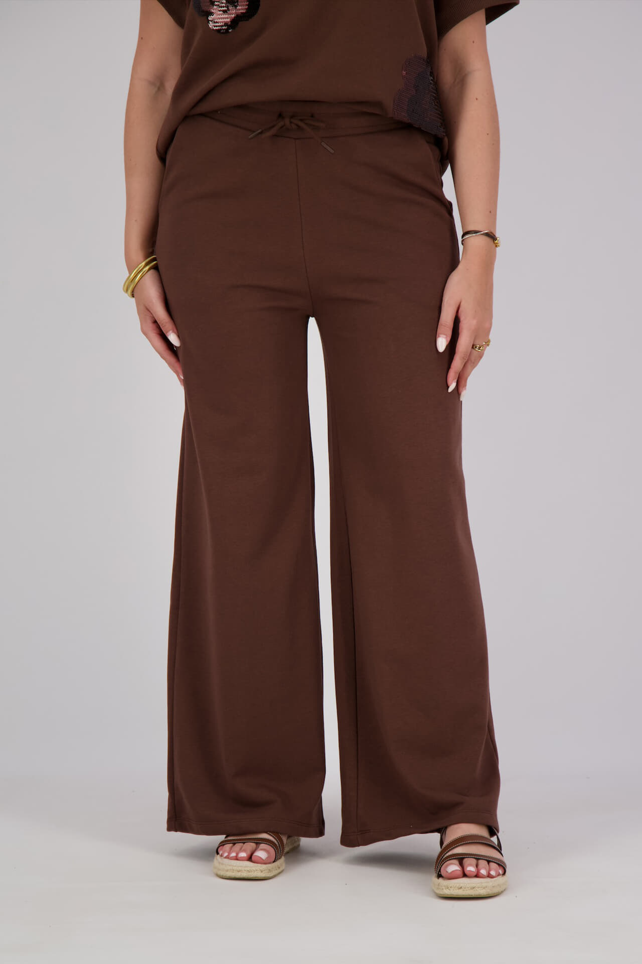 The Shirt Project Sweat Broek Bruin