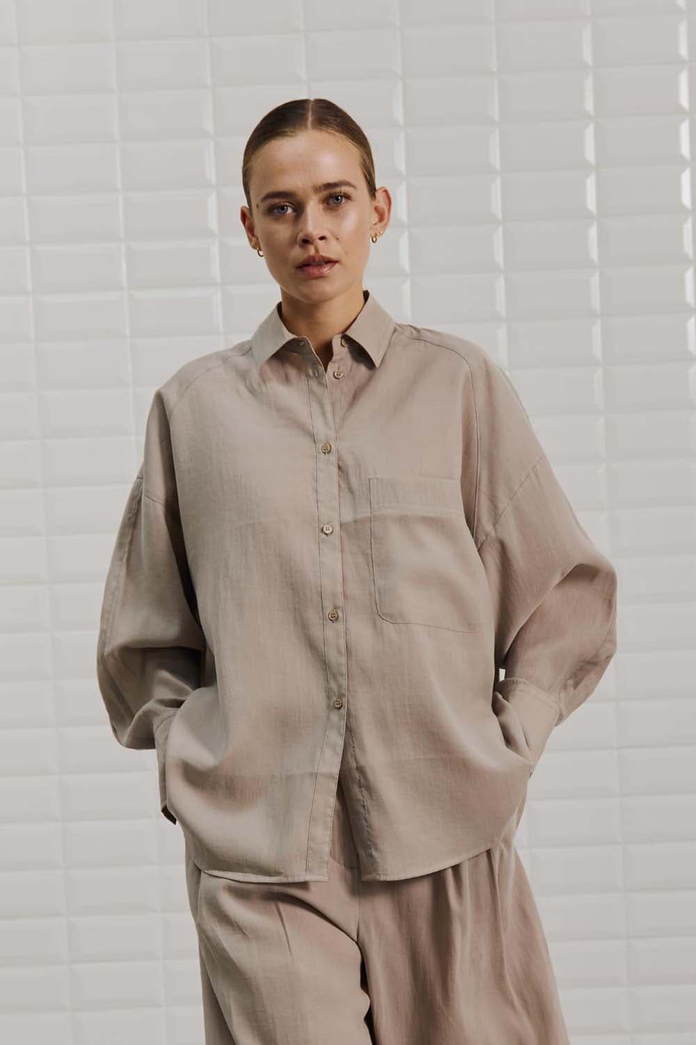 With Black Blouse Marleen Oversized Grijs