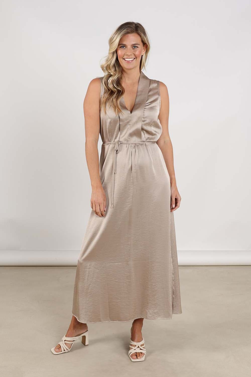 Nukus Jurk Violet Silky Taupe