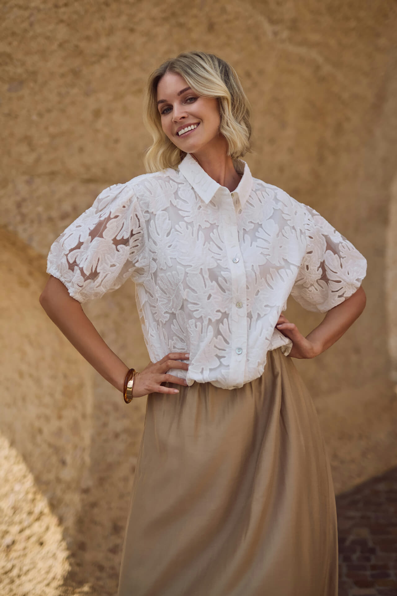 Nukus Blouse Berit Embroidery Off White