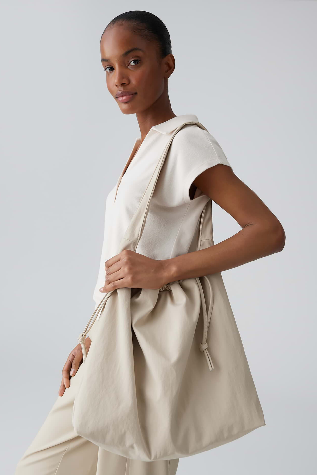 Opus Tas Apollea 45 x 49 x 4 cm Beige