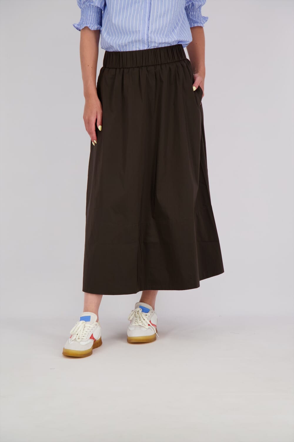 Neo Noir Rok Yara Poplin Bruin