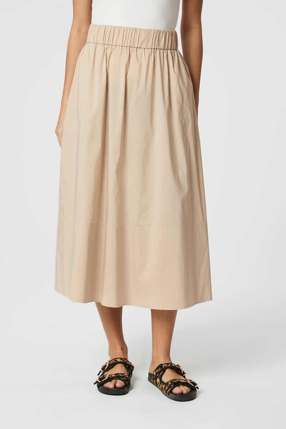 Neo Noir Rok Yara Poplin Kaki