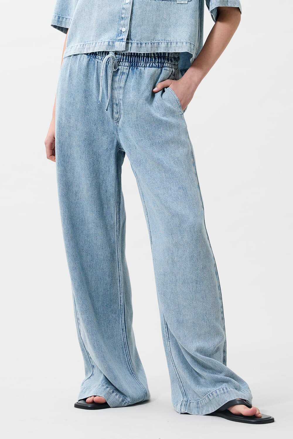 Catwalk Junkie Jogger Jeans Navy